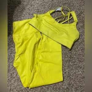 Zyia neon metallic light n tight set